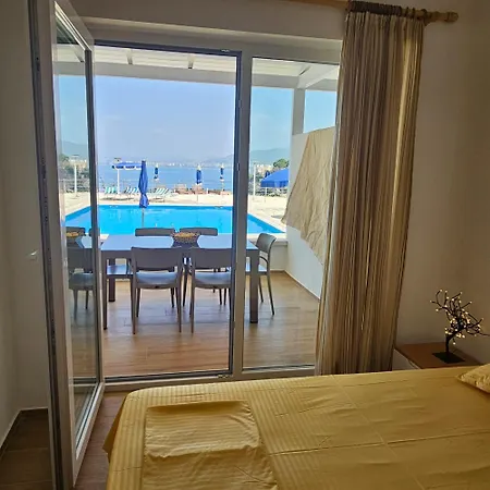 Apartment Happy Blue 2