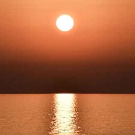 Happy Blue 2 Apartment *