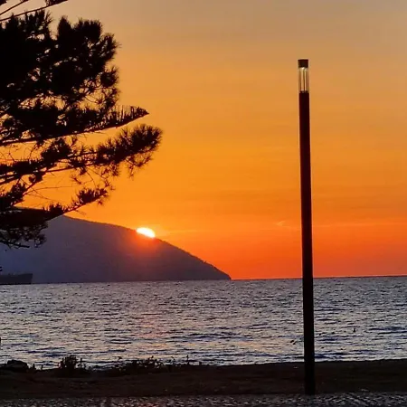 Happy Blue 2 * Vlorë