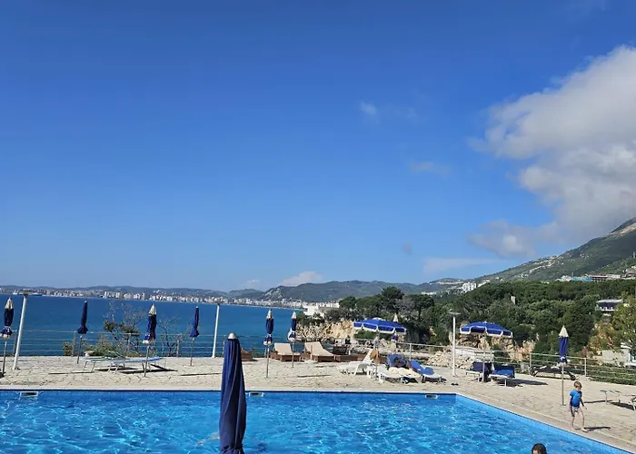 Happy Blue 2 * Vlorë