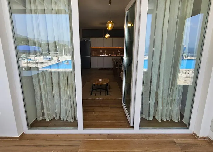 Happy Blue 2 * Vlorë